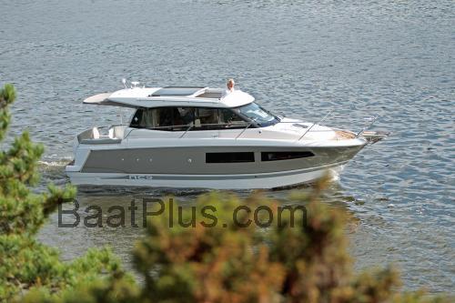 Jeanneau NC 9 Spesifikasjoner og anmeldelser